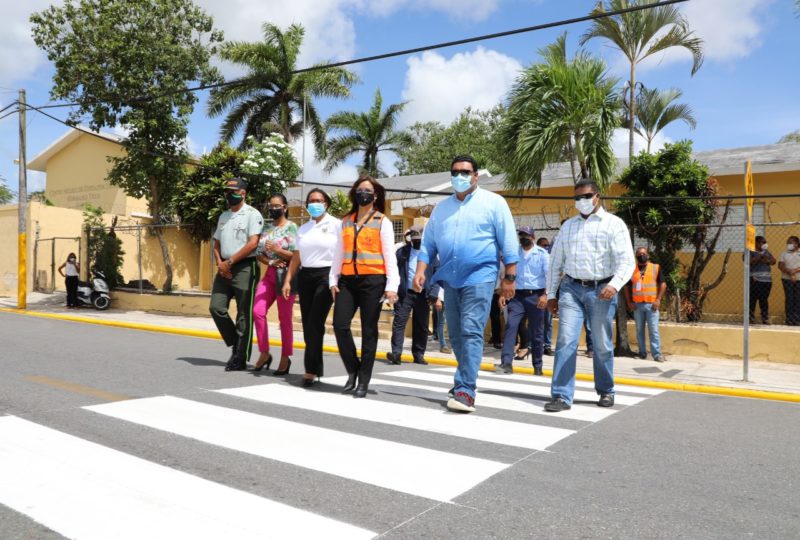 INTRANT presenta Guía Metodológica para Entornos Escolares Seguros en RD