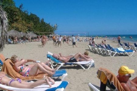 Turismo cae un 88% en RD en julio, mes de reapertura