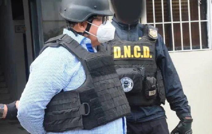 Abinader autoriza extradición hacia EU de compañero de partido acusado de narcotráfico