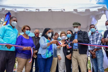 Cabildo SDE inaugura Parque en sector Amapola