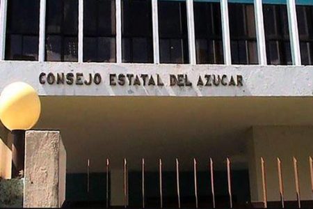 Empleados de instituciones que se disolverán seguirán en sus puestos hasta que concluya proceso