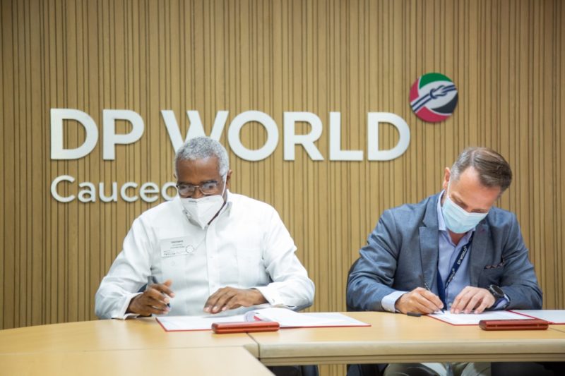 DP World Academy establece alianzas con INTEC y BARNA para fomentar el desarrollo de los profesionales del sector logístico y de manufactura