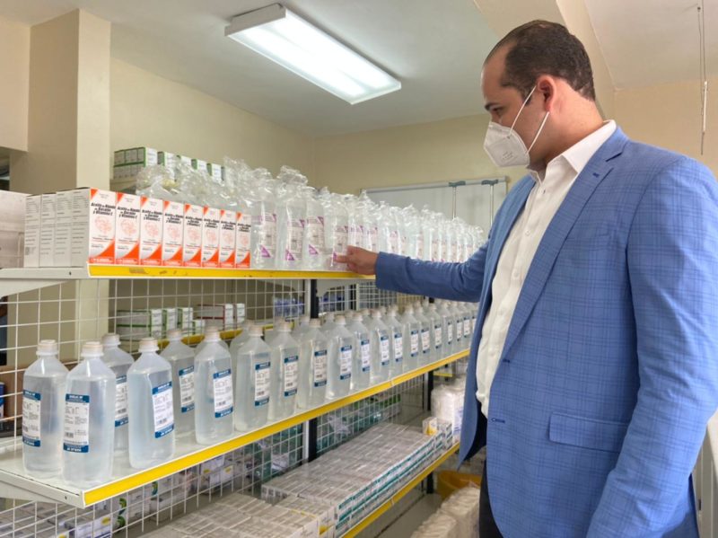 Director Promese/Cal realiza recorrido por Farmacias del Pueblo; agiliza entrega de medicamentos