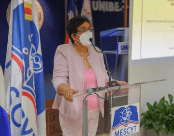 MESCYT y Universidad Benito Juárez de México celebran graduación de 82 estudiantes del curso virtual para docentes de educación superior