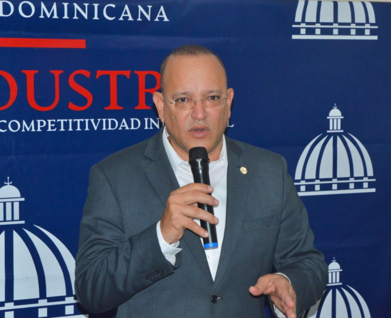 Director general PROINDUSTRIA, Ulises Rodríguez, encabeza acto de relanzamiento del Parque de Zonas Francas de Moca 