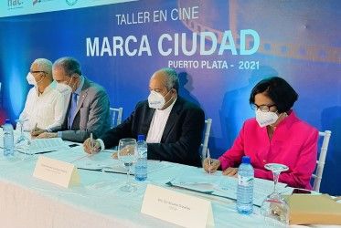 MESCYT suscribe convenio académico para desarrollo de la industria cinematográfica en Puerto Plata