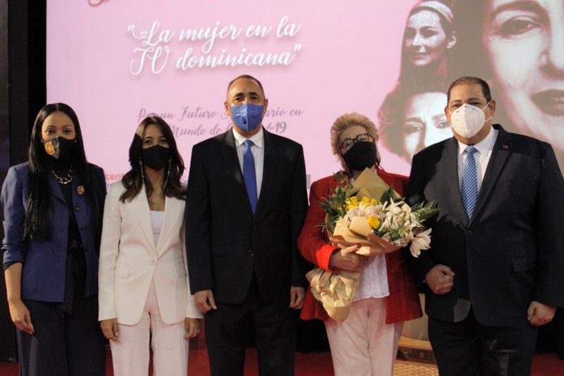 Indotel rinde homenaje a Socorro Castellano  “La mujer en la Televisión      Dominicana”      