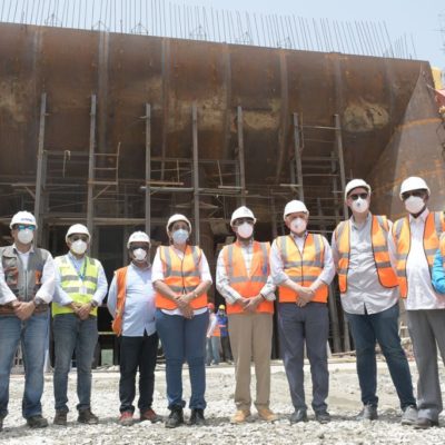 El presidente del Senado y otros senadores realizan un descenso a la Presa Monte Grande