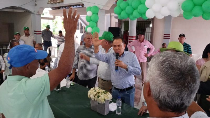 Radhamés Jiménez afirma  gobierno lleva a la quiebra productores de arroz y cacao de la provincia Duarte.