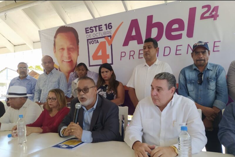 Dirigencia peledeísta provincia SPM cierra filas en el proyecto presidencial de Abel Martínez