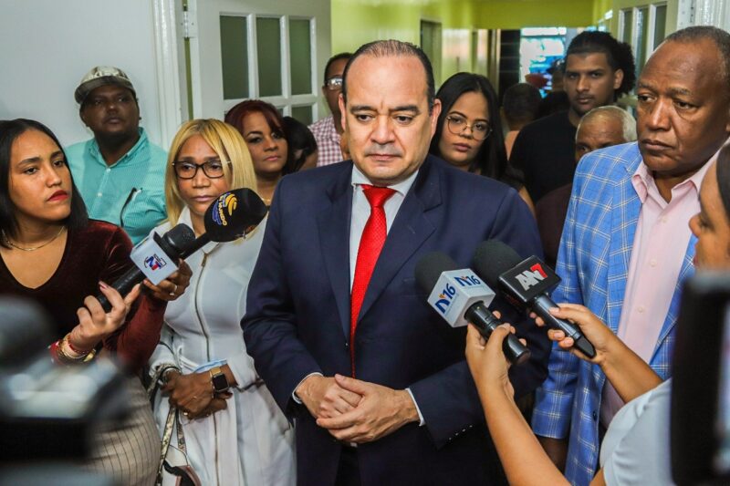Miguel Surun Hernández anuncia aspiraciones a la Alcaldía de Santo Domingo Este para el período 2024-2028