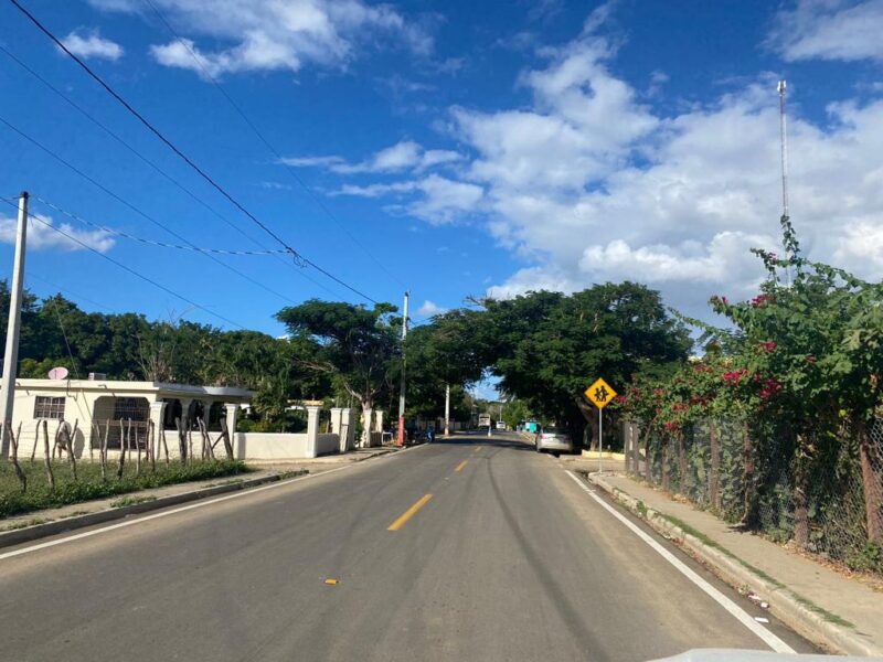 Presidente Abinader inaugura nueva carretera que comunica las provincias Santiago Rodríguez y Montecristi con una inversión superior a los mil 100 millones