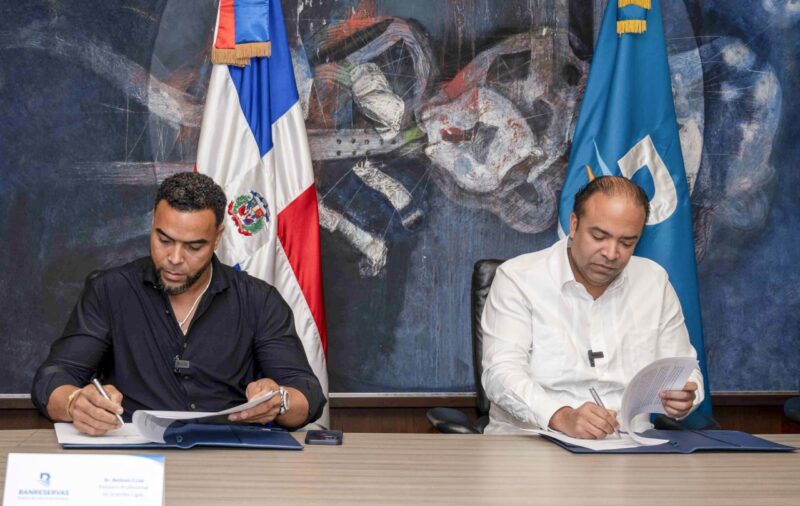 Nelson Cruz será embajador de la marca Banreservas