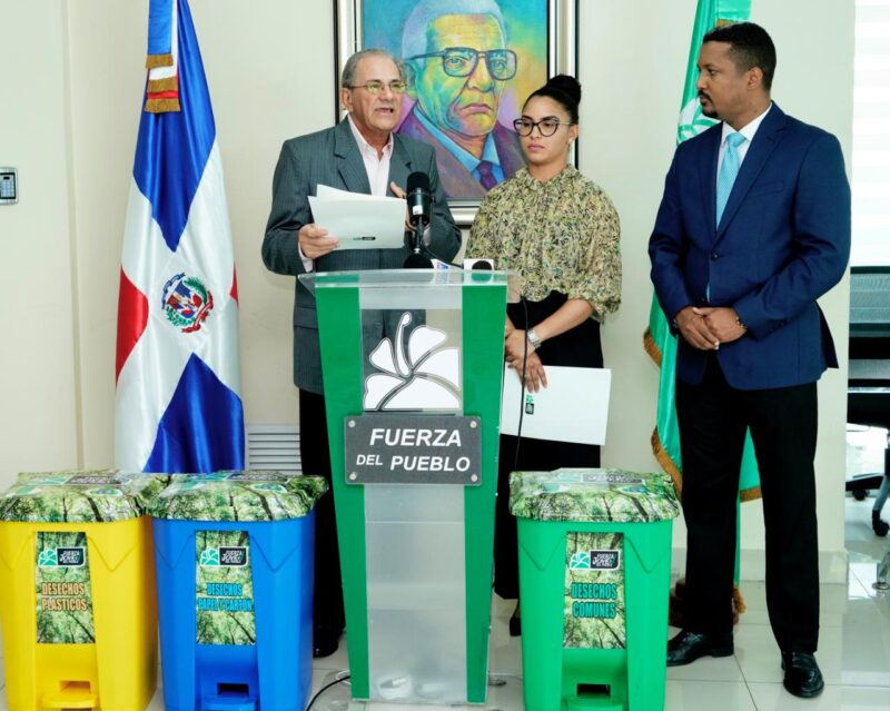 Fuerza del Pueblo anuncia programa de reciclaje “Brigada Verde” para contribuir al Medio Ambiente