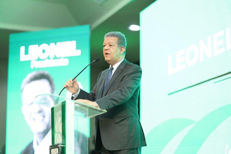Leonel asegura que la JCE estaría violando la Constitución con el comunicado de admonición.