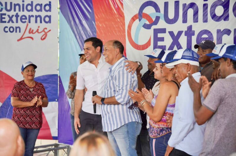 Roberto Ángel y Luis René Canaán posicionan la Unidad Externa con Luis en Hermanas Mirabal