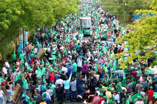 Leonel inicia marchas-caravanas este miércoles en Cotuí y el jueves en provincias del sur