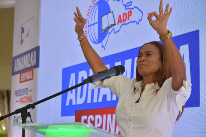 Fuerza Magisterial presenta a Adhamilka Espinal como candidata a la Presidencia Nacional de ADP